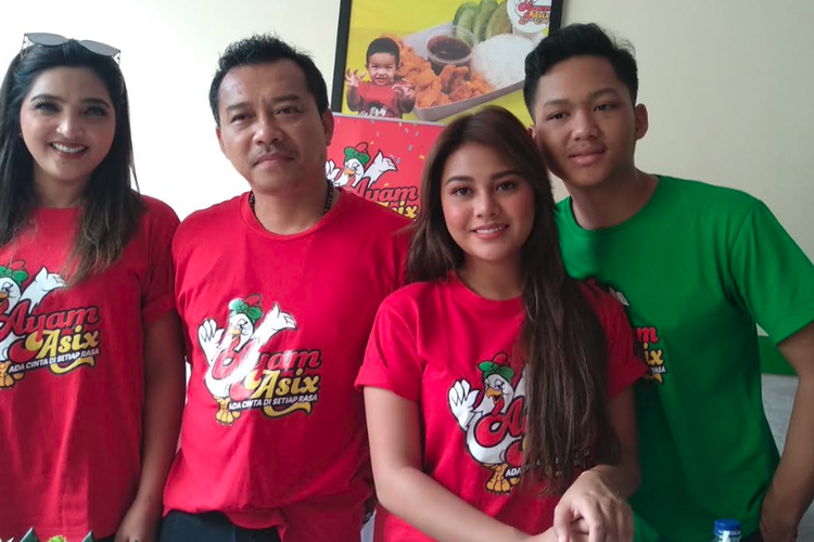Buka Outlet Ayam Asix ke-8, Ashanty Sengaja Bikin Menu Terinspirasi Makanan Kesukaan Keluarganya