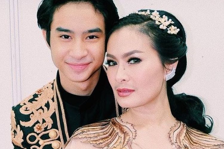 Sukses Jadi Pedangdut Papan Atas, Iis Dahlia Miliki Istana Mewah Senilai Rp 17 Miliar, Lengkap dengan Rooftop hingga Salon Mini