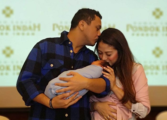 Pul uchun porno onlayn