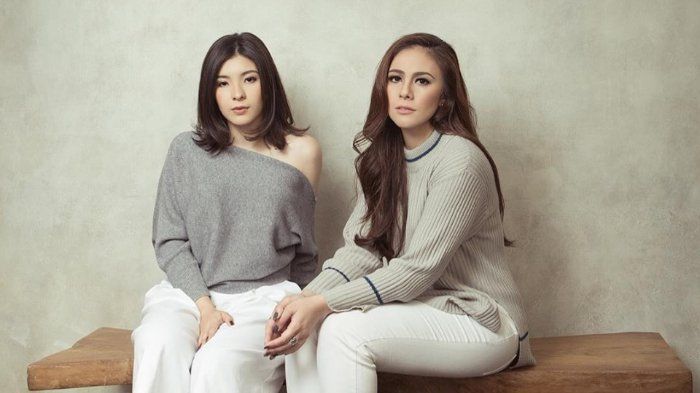 Jinsiy aloqada bolgan qizlarning porno fotosuratlari