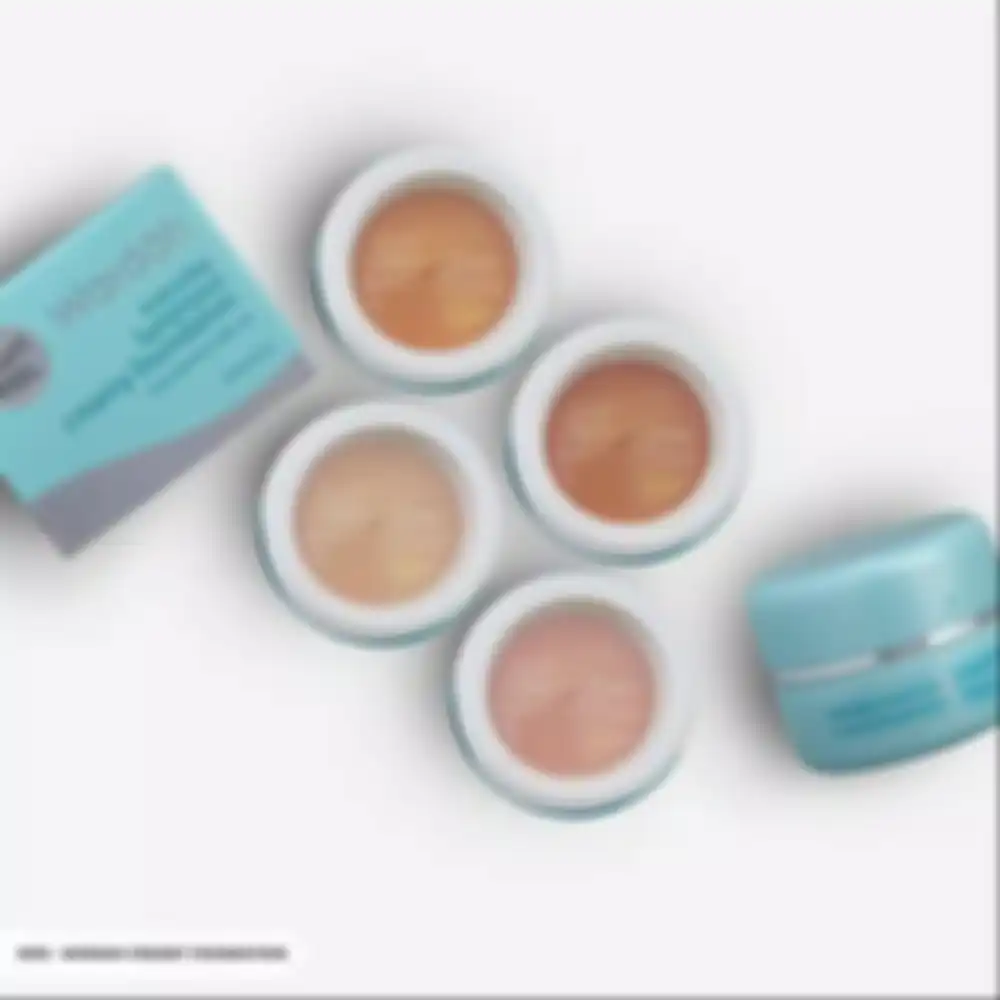Wardah Luminous Creamy Foundation 