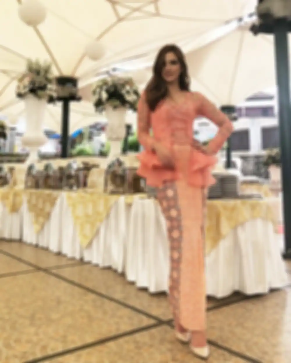 Nia Ramadhani Berkebaya