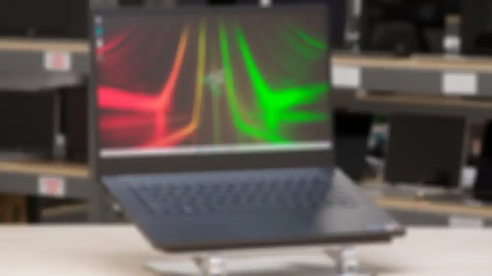 Tampilan Razer Blade 14