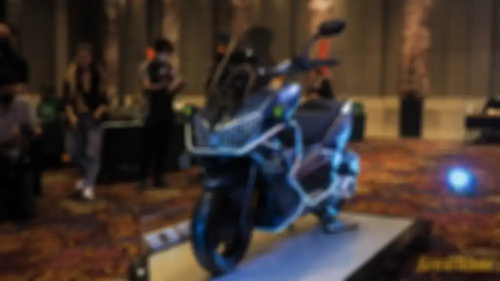 Keeway GT270 Extream, versi spesial yang siap dipakai touring.
