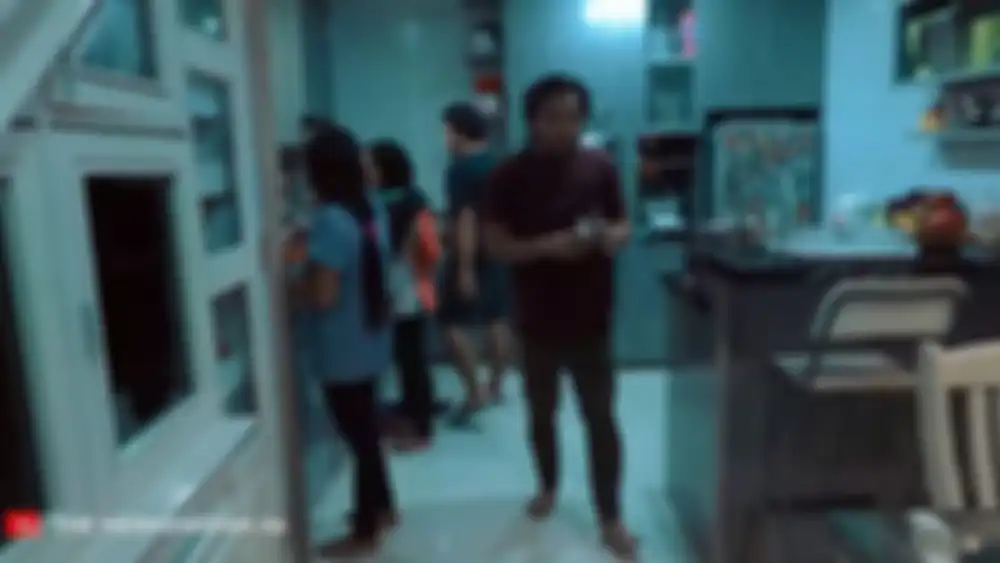 Ruang dapur rumah orangtua Anang Hermansyah