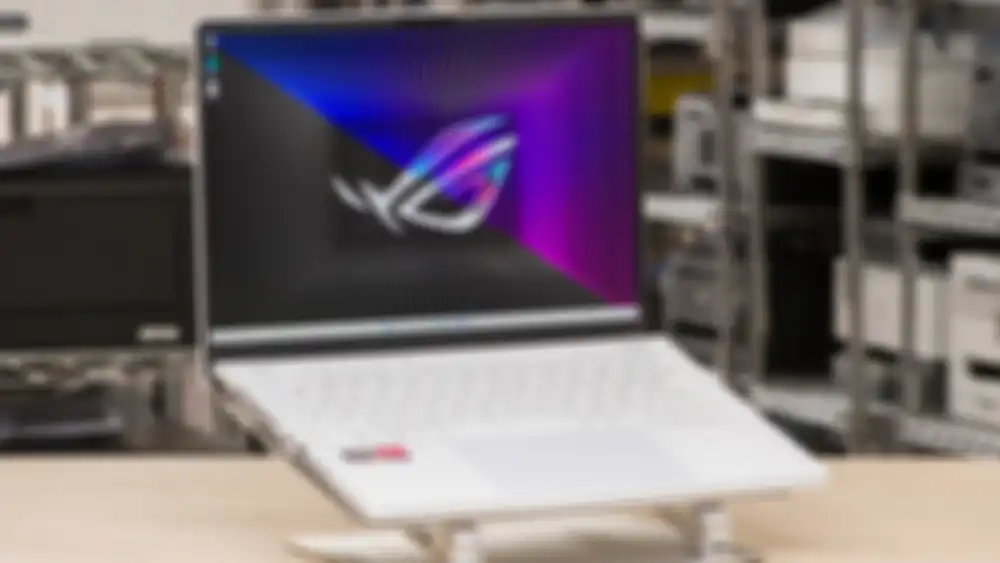 Tampilan Asus ROG Zephyrus G14 (2022)