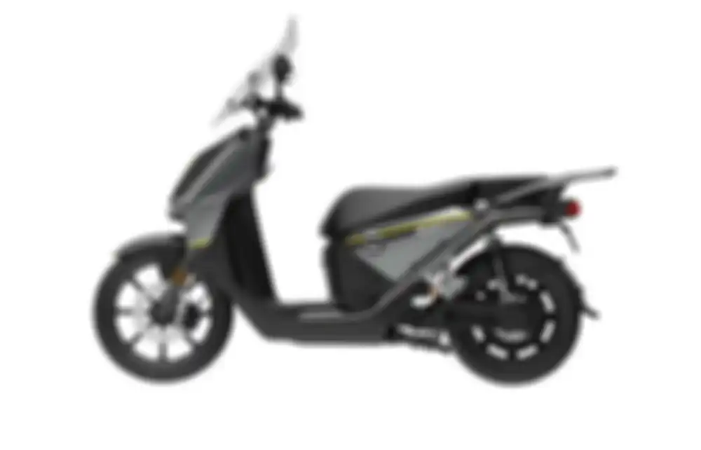 Tampak samping Super Soco CPx.