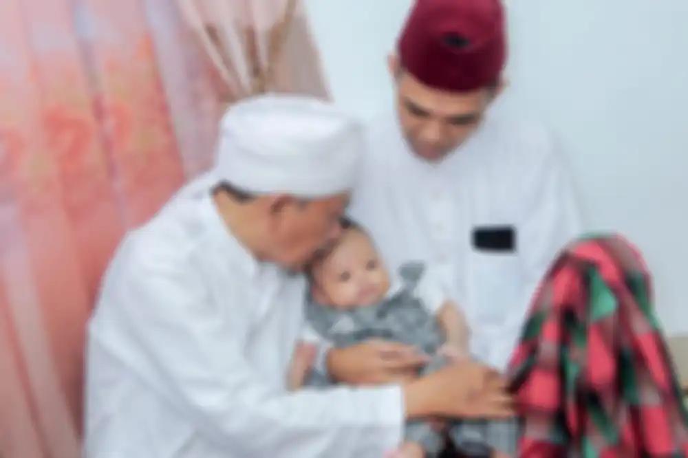 Sebelum ditolak masuk Singapura, UAS baru selesai menggelar ritual orang Melayu untuk anaknya yang baru lahir pada 17 Februari 2022.