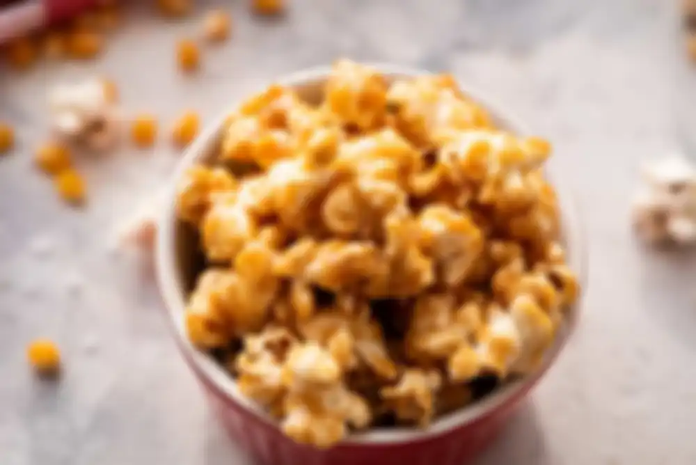 Popcorn teman nonton 
