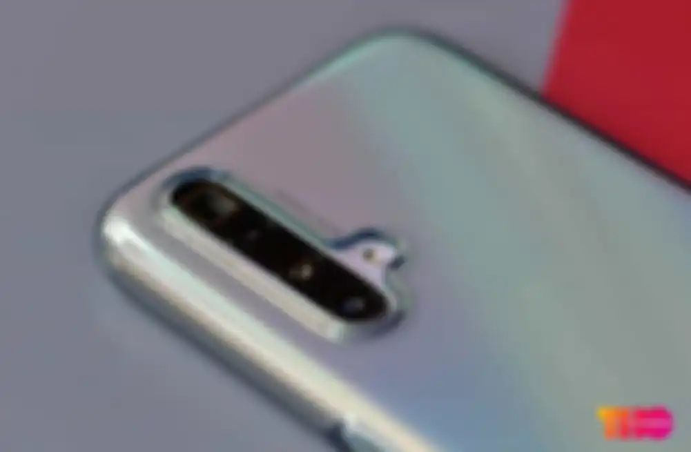 Fokus kamera belakang realme X3 SuperZoom