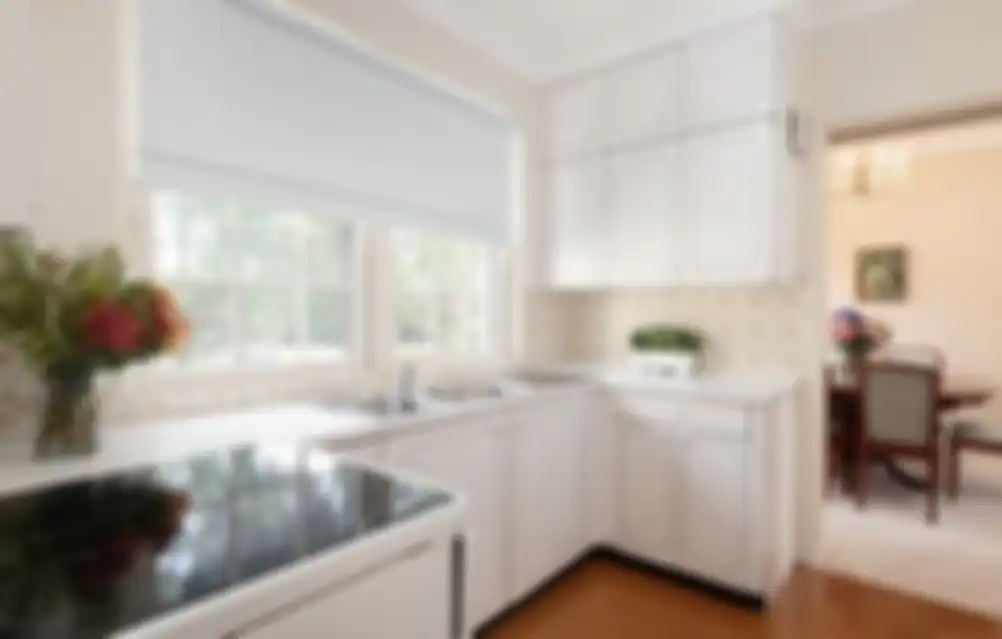 Inilah 9 trik jitu desain dapur warna putih terlihat makin modern nan luas. Foto hasil aplikasinya auto banjir likes. 