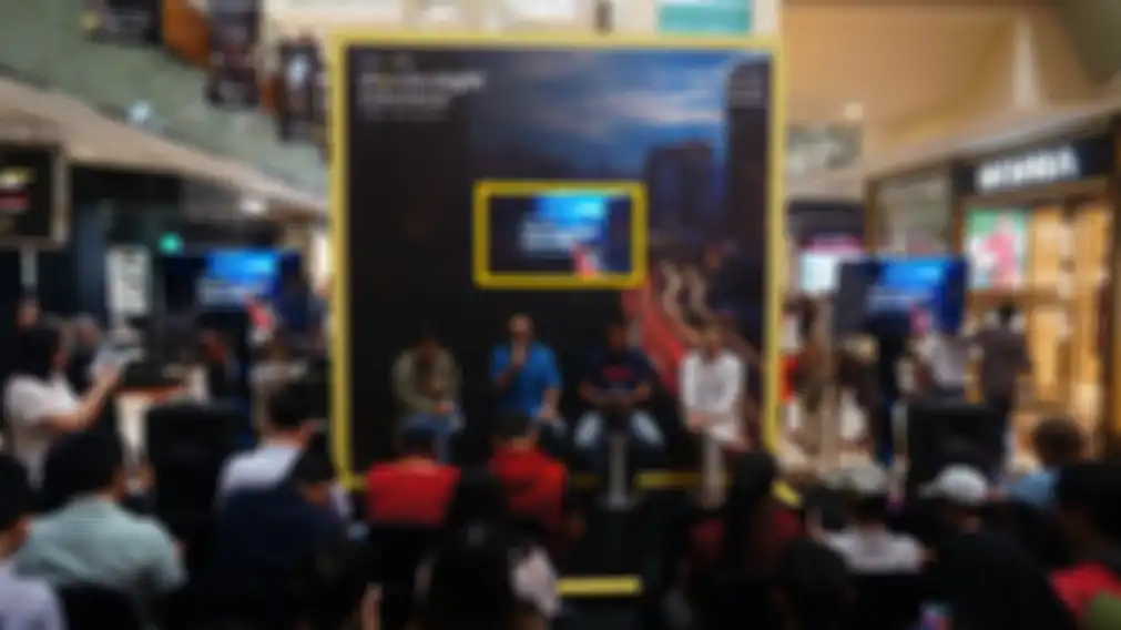 Suasana diskusi dan pameran foto finalis Wondernight Indonesia V17 Pro Photo Competition, kolaborasi vivo Indonesia dan National Geographic Indonesia.
