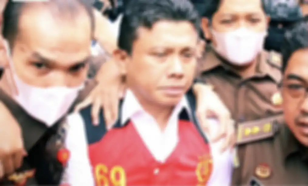 Foto Ferdy Sambo memakai rompi tahanan jaksa disorot. Inilah 5 fakta suami Putri Candrawathi buka suara usai jadi tersangka.
