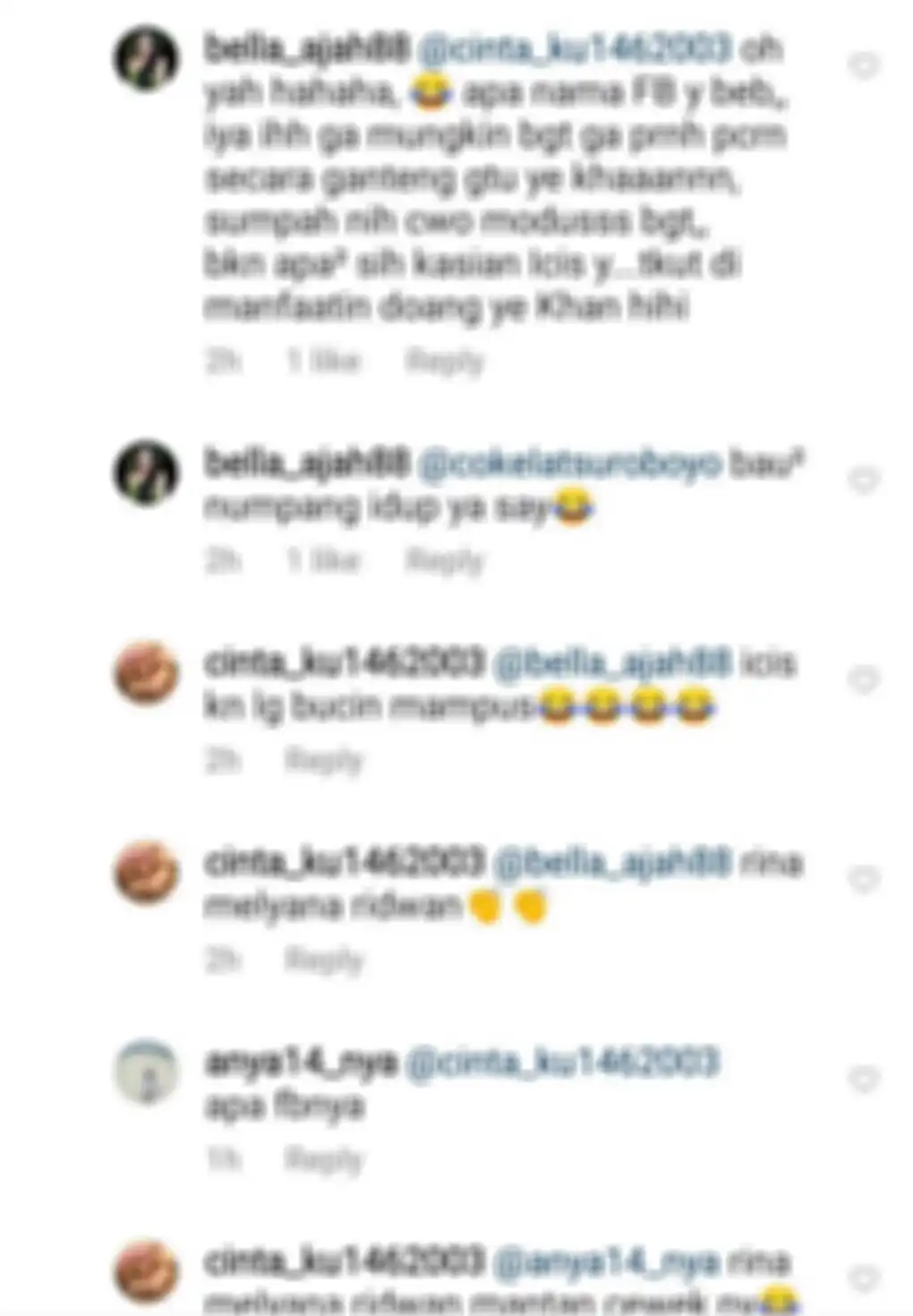 Tangkapan layar komentar warganet sebelum kabar lamaran Ria Ricis dan Teuku Ryan batal