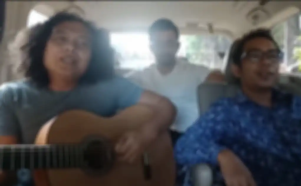 Deolipa Yumara coba merayu Kabareskrim Komjen Agus dengan cara begini. Sang pengacara gondok disindir jenderal bintang 3. 