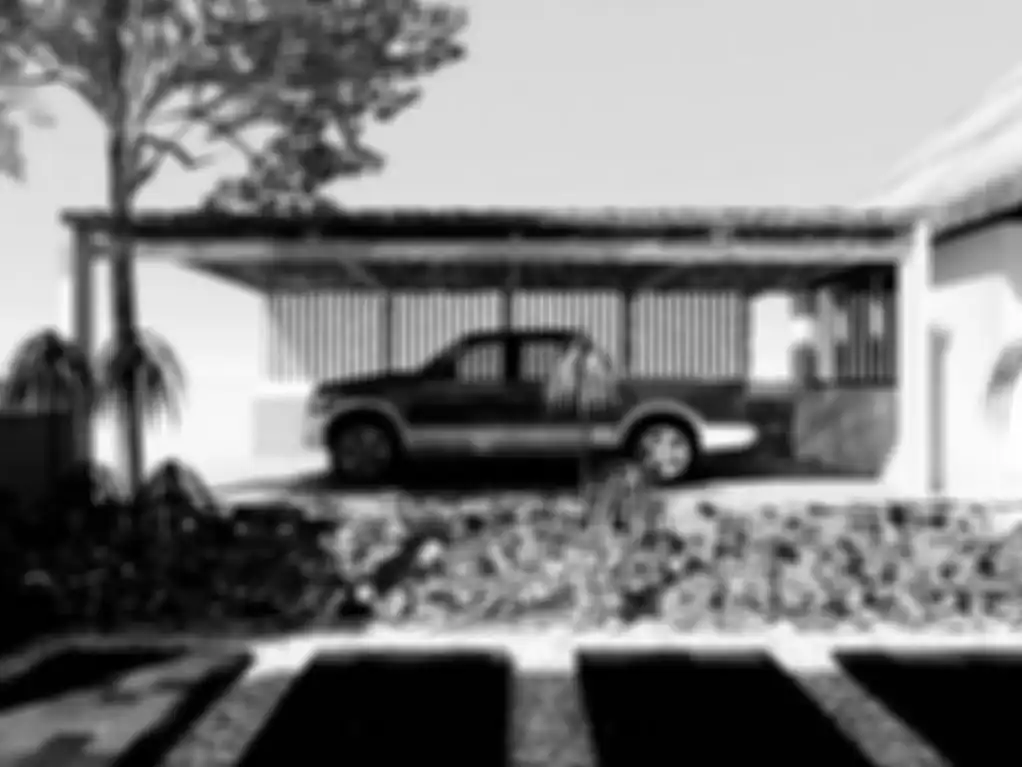 Carport teduh dengan memanfaatkan tanaman.