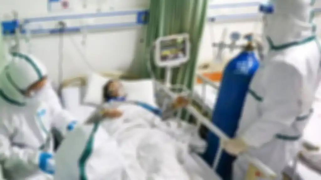 Ilustrasi - Foto Rontgen yang memperlihatkan virus corona merusak paru-paru pasien 