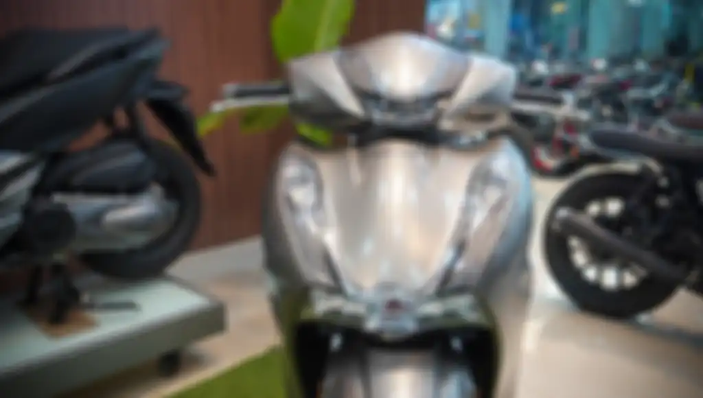 Bagian fascia depan Honda SH350i, elegan plus mewah!