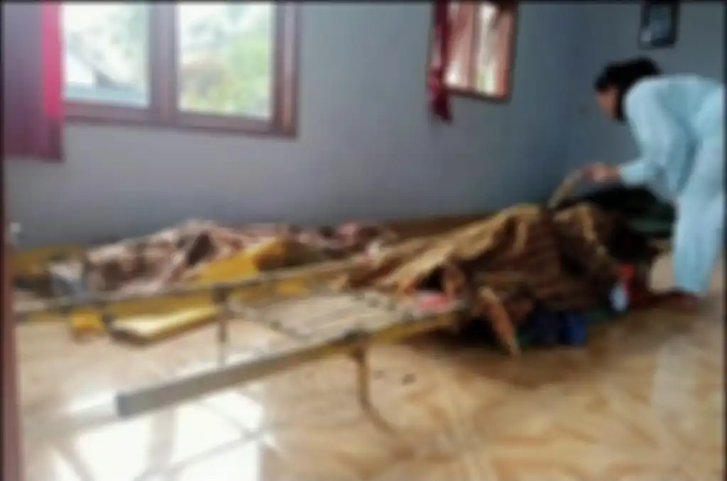 Foto Rumini semasa hidup menjadi inspirasi di mana-mana. Kisah Rumini benar-benar mampu memantik nilai-nllai humanis dari netizen.