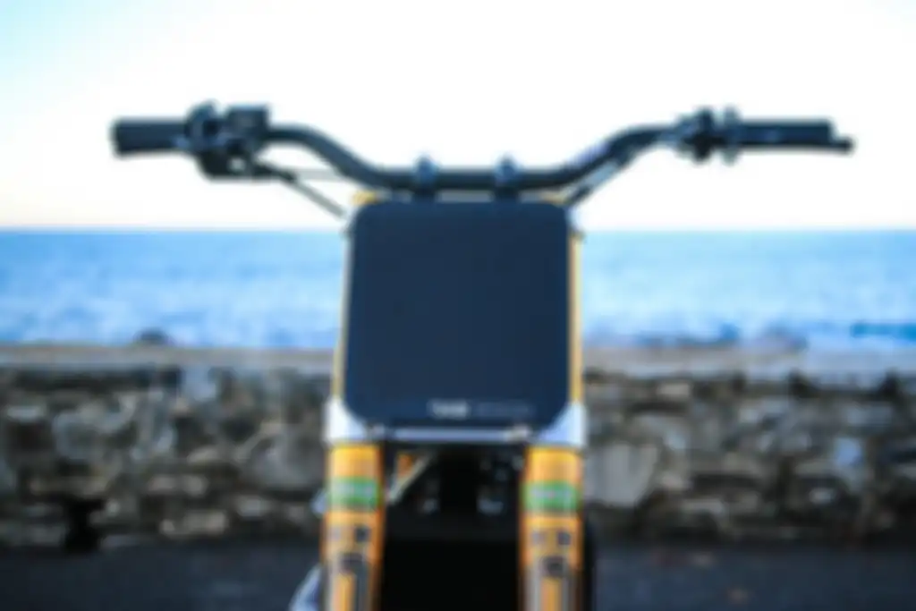 Honda CR500 “LM-05” custom supermoto besutan Dab Design