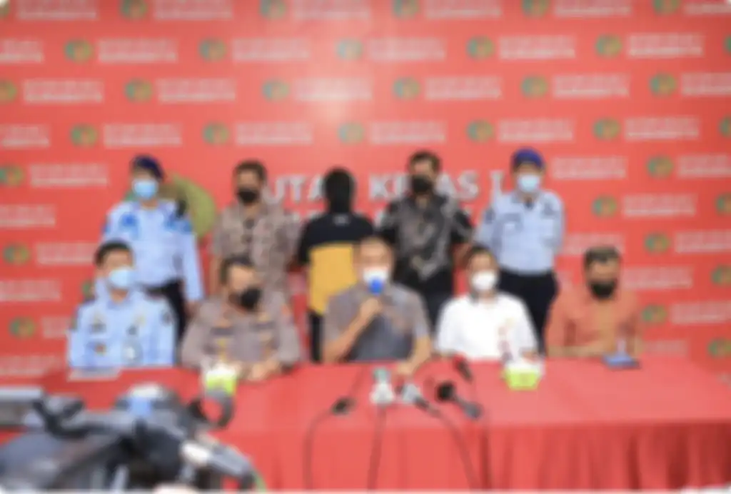 Foto istri Bechi pewaris Ponpes Shiddiqiyyah Jombang beredar. Bechi yang mencabuli santri umur 15 tahun sudah punya 3 anak.