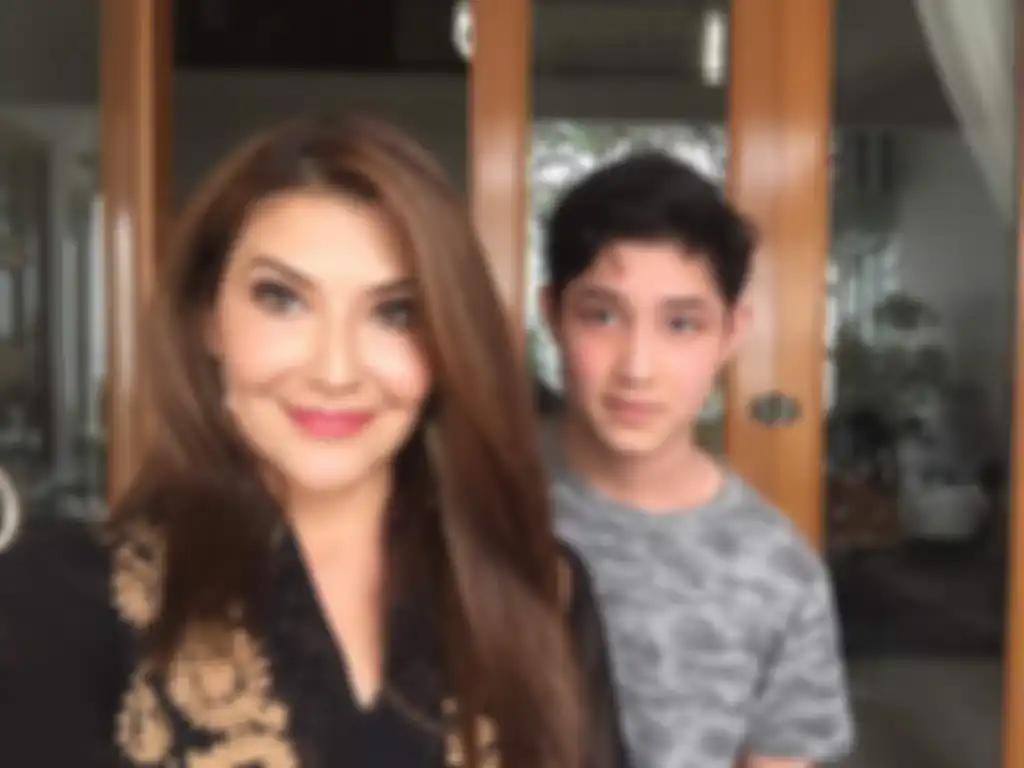 Teuku Rasya dan Tamara Bleszynski