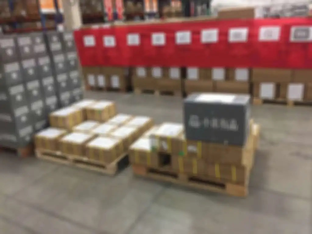 Bantuan yang dikirim Xiaomi untuk warga terjangkit virus Corona di Wuhan, Cina.