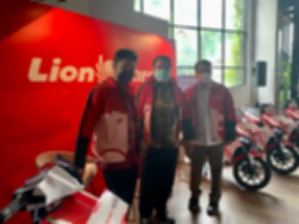 Peresmian kerjasama antara Lion Parcel dengan GESITS