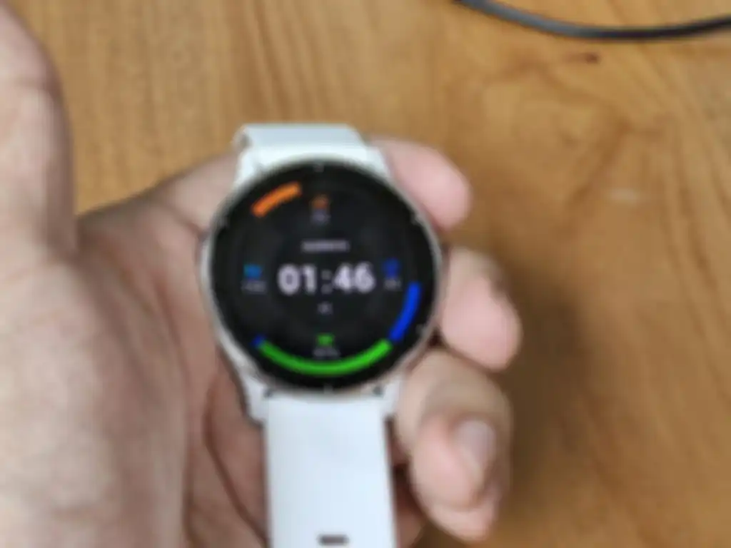 Detail Desain Garmin Venu 3