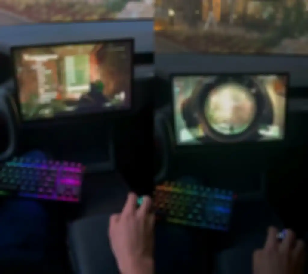 Tampilan sistem infotaiment gaming pada mobil listrik (EV) Tesla Model X yang diunggah melalui video promosi Tesla. 