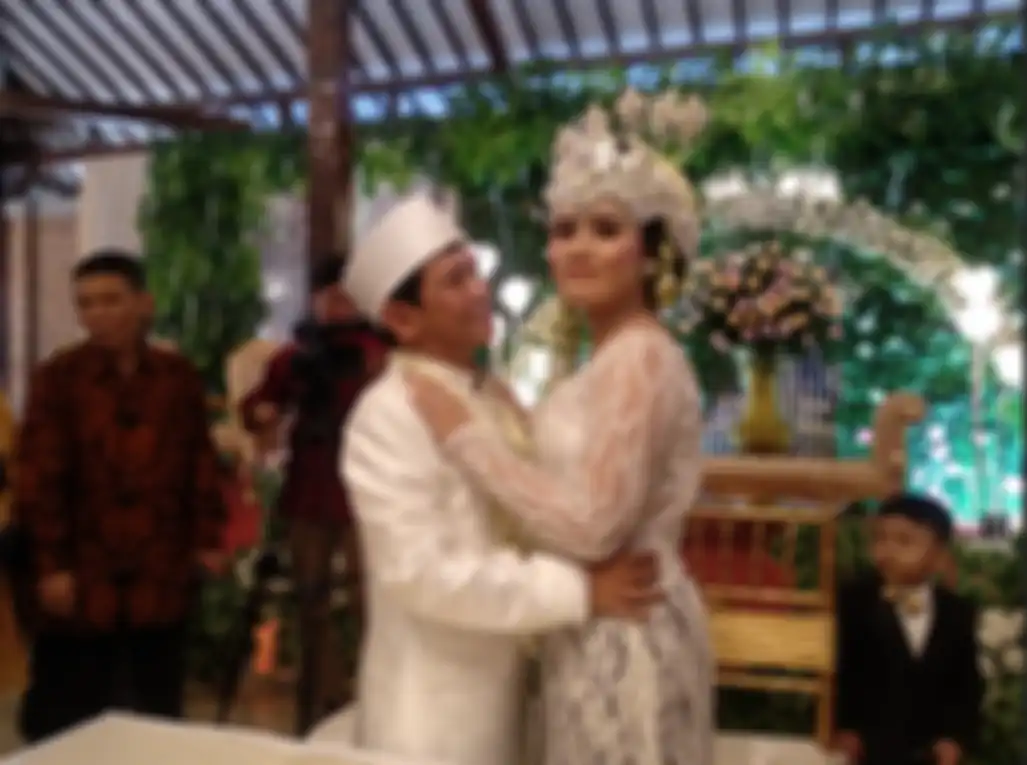 Ginanjar dan Tiara Amalia resmi menikah di Griya Ageng Selasar, Depok, Jawa Barat, Minggu (29/12/2019).
