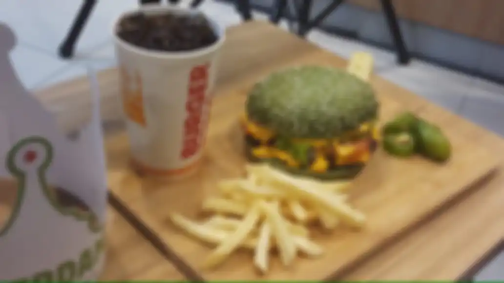 Menu WHOPPER Rupa dari Burger King