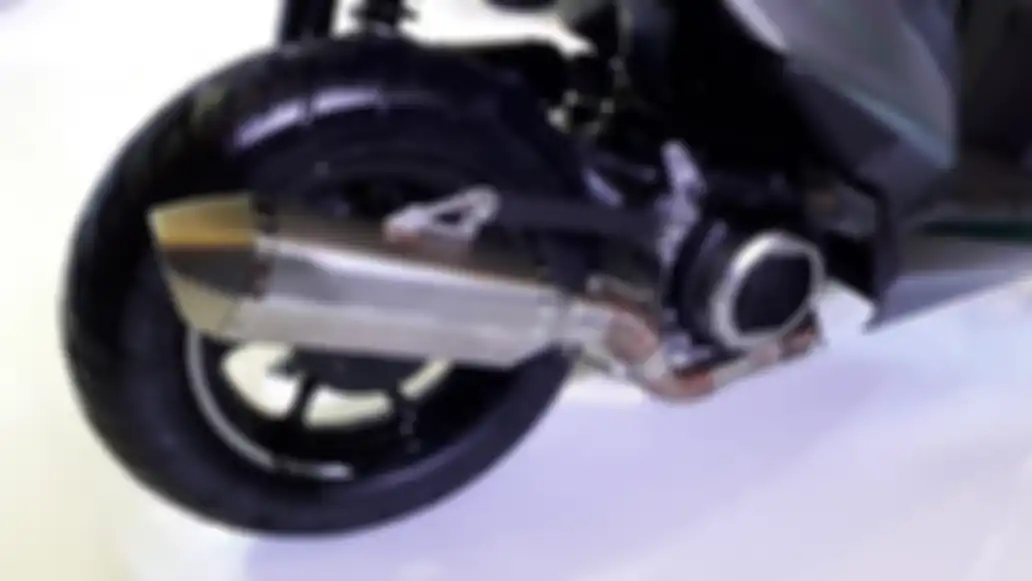 Knalpot aftermarket posisinya unik