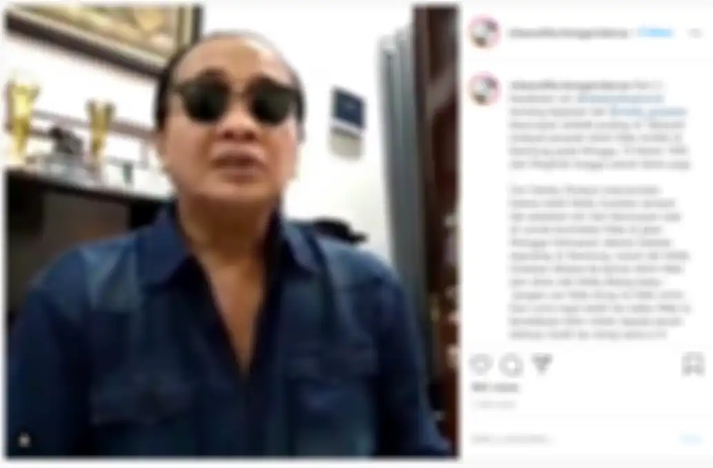 Deddy Dhukun ungkap kondisi Melly Goeslaw yang kesurupan saat takziah di rumah Nike Ardilla