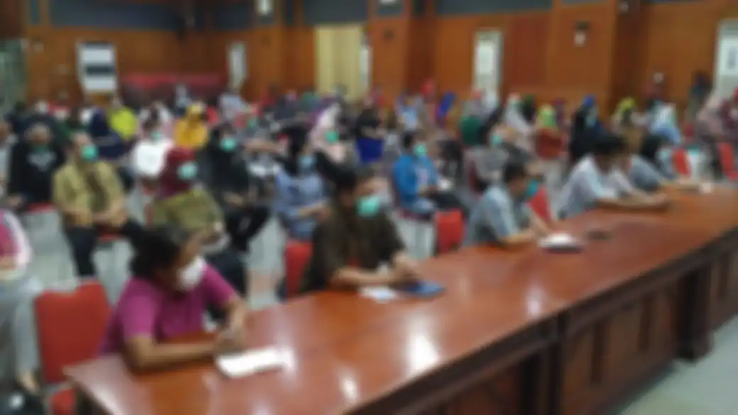 Pemerintah Kota (Pemkot) Surabaya membentuk ‘Kampung Wani Covid-19’ yang tersebar di seluruh RW se-Kota Surabaya 
