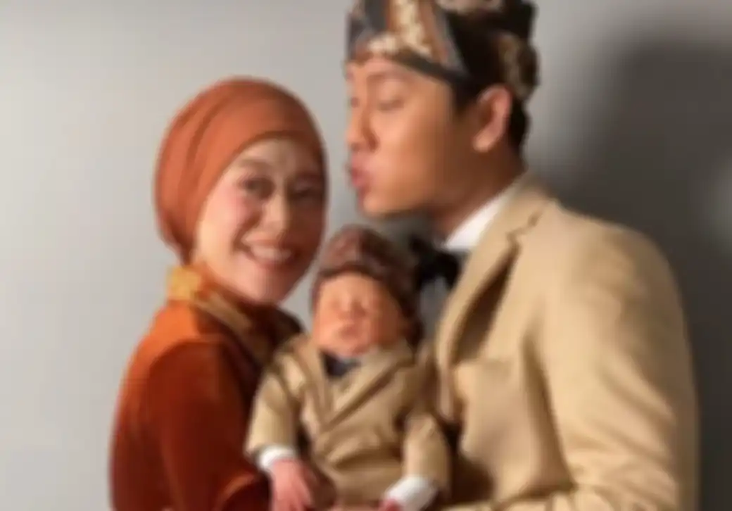 Penampilan Lesty saat photoshoot jadi sorotan.
