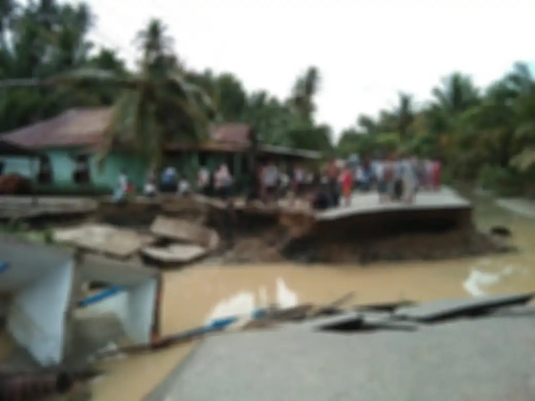 Banjir Terjang Mandailing Natal, Beberapa Bangunan Hanyut dan Rusak