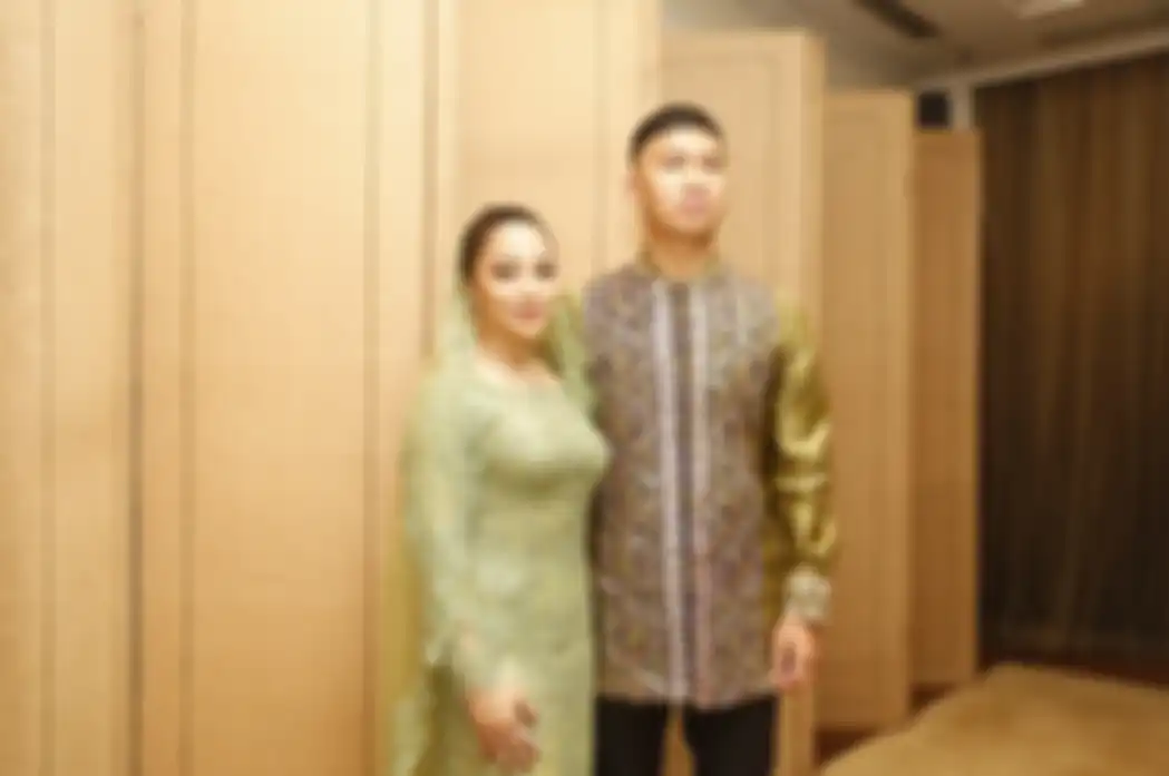 Nikita Willy telah resmi dilamar Indra Priawan pada Minggu (26/7/2020), di kawasan Jakarta Selatan.