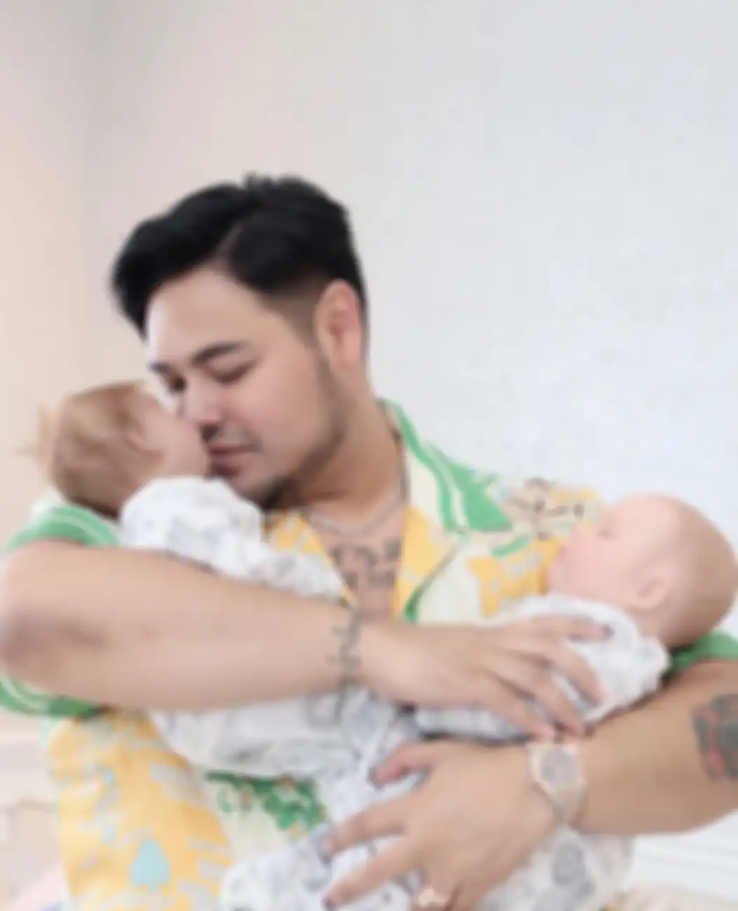 Ivan Gunawan mengaku masih waras. Bagi pria berusia 40 itu, bayi boneka adalah caranya dalam menyayangi suatu hal. 