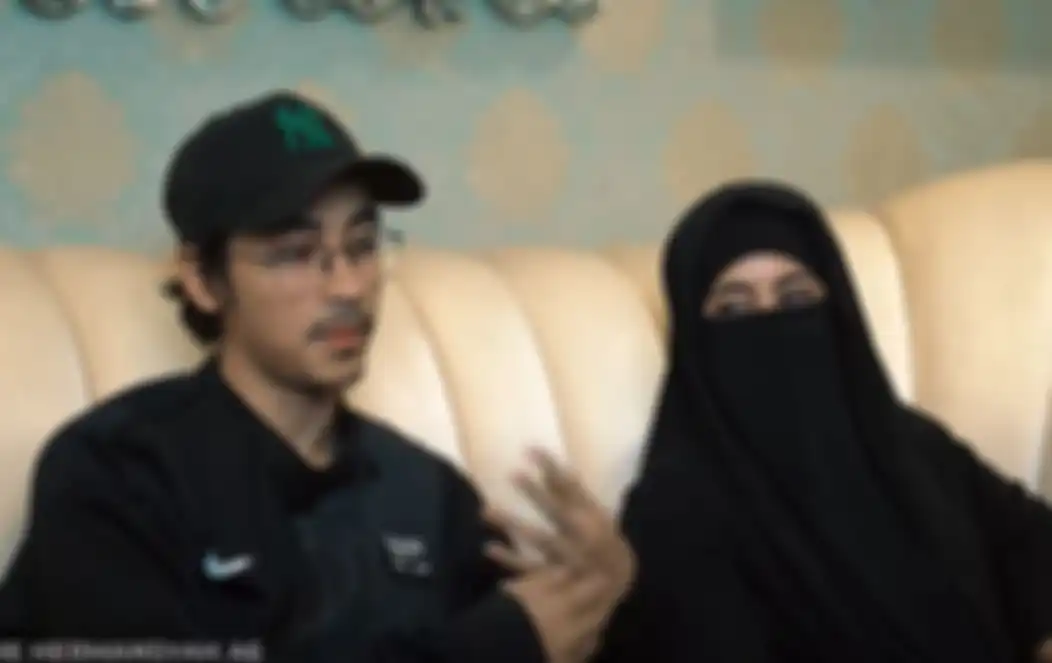 Abidzar Al-ghifari dan Umi Pipik bicara soal kehidupan setelah Ustaz Uje meninggal.