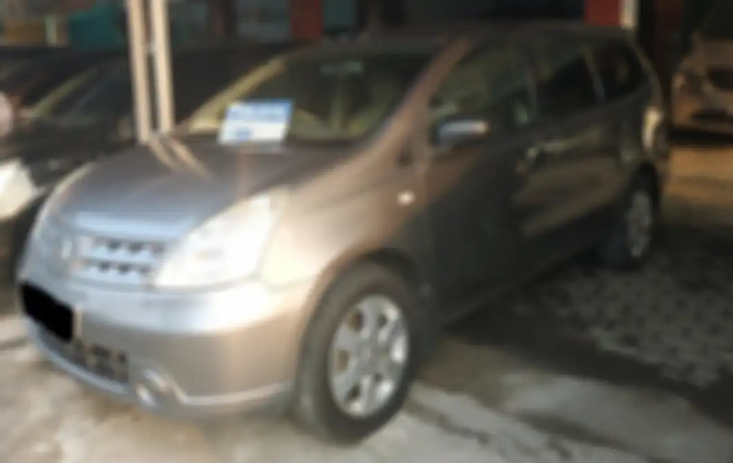 Ilustrasi Nissan Grand Livina Bekas