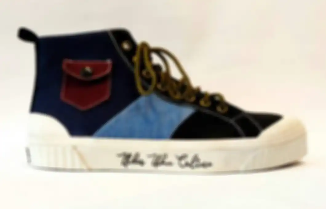 Sneakers High Brand Lokal Berkantong Rectangle
