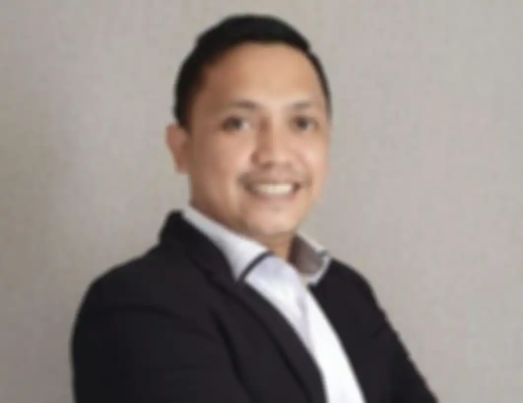 Ronny Talapessy pengacara baru Bharada E berani pasang badan buat Ahok di kasus penistaan agama. Dia selalu setia ke Megawati Soekarnoputri.