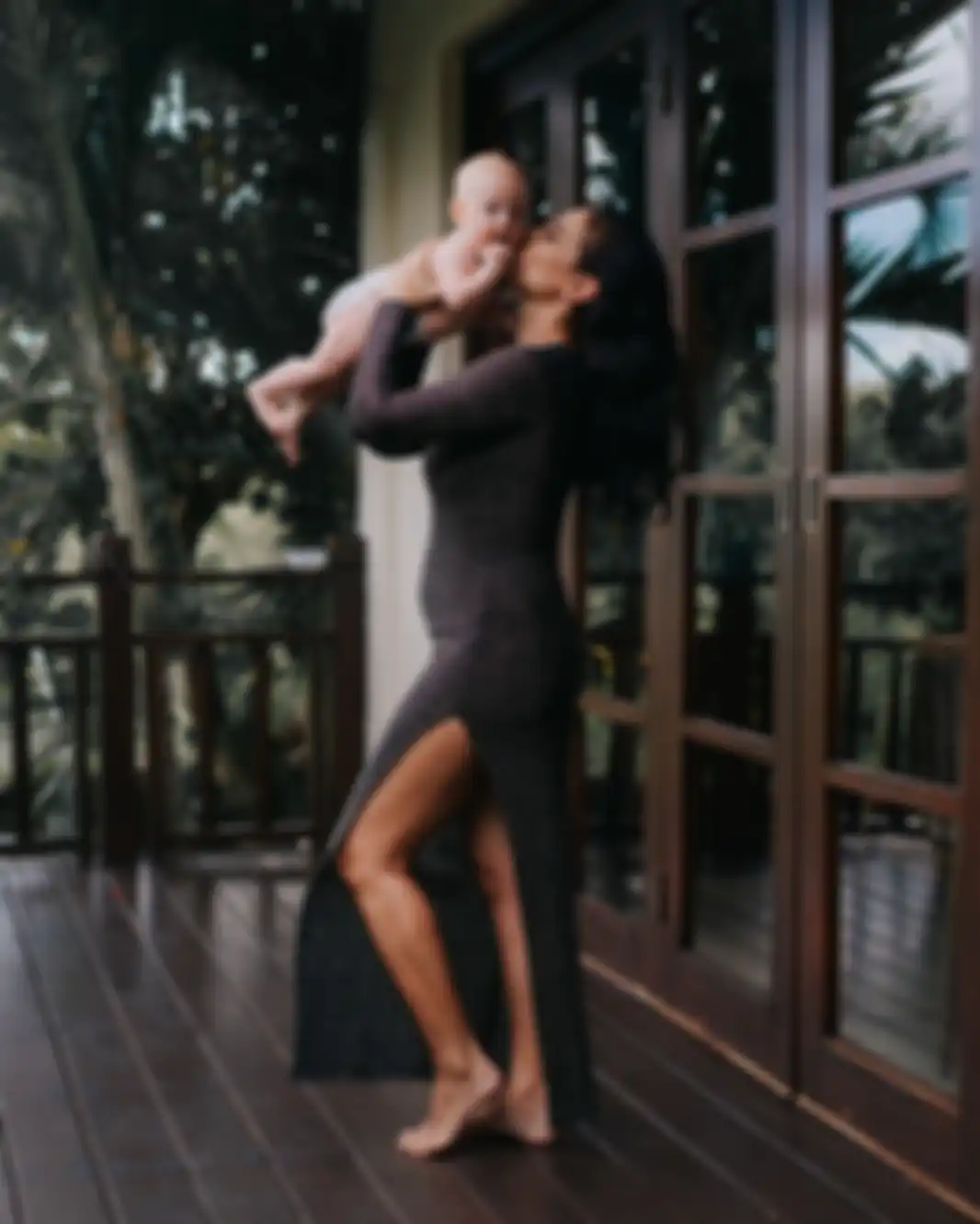 Marissa Nasution dan anaknya, Alaia Moana.