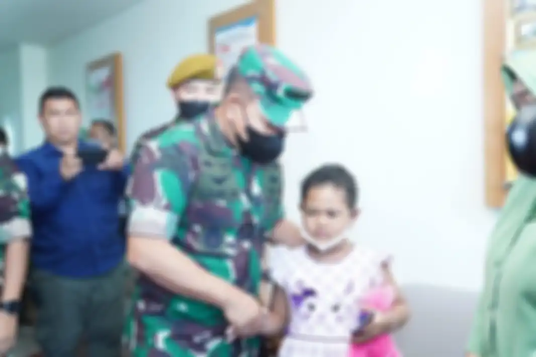 Rina Wulandari istri Kopda Muslimin ditemui KSAD Jenderal Dudung dalam kondisi begini. Dia belum tahu suaminya ingin kabur bareng selingkuhan. 