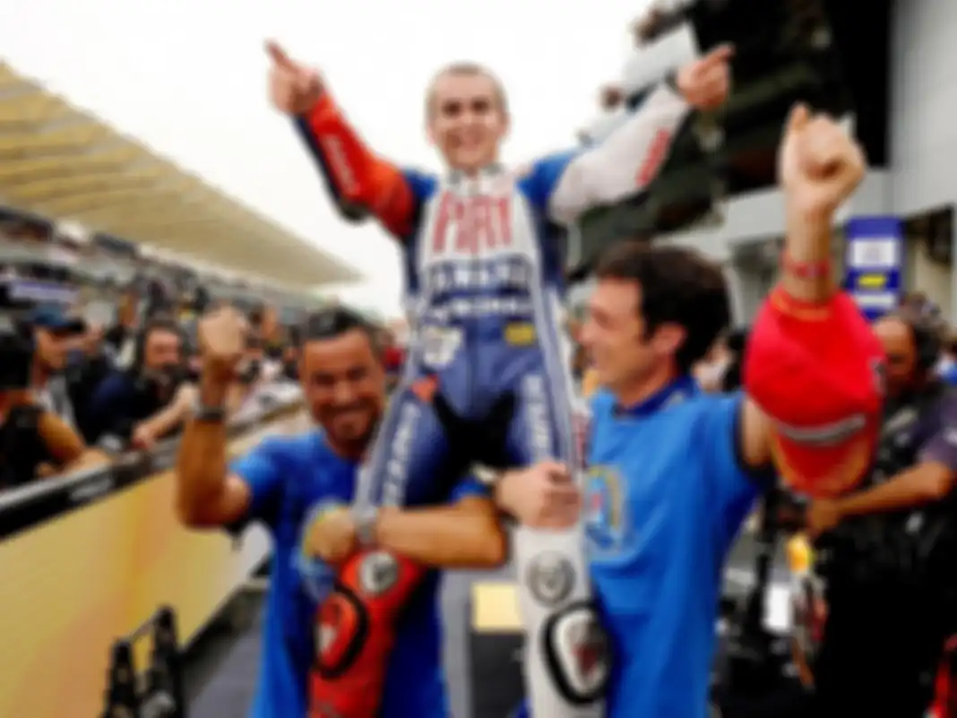 Jorge Lorenzo gasak juara dunia MotoGP 2010 saat masih berusia 23 tahun