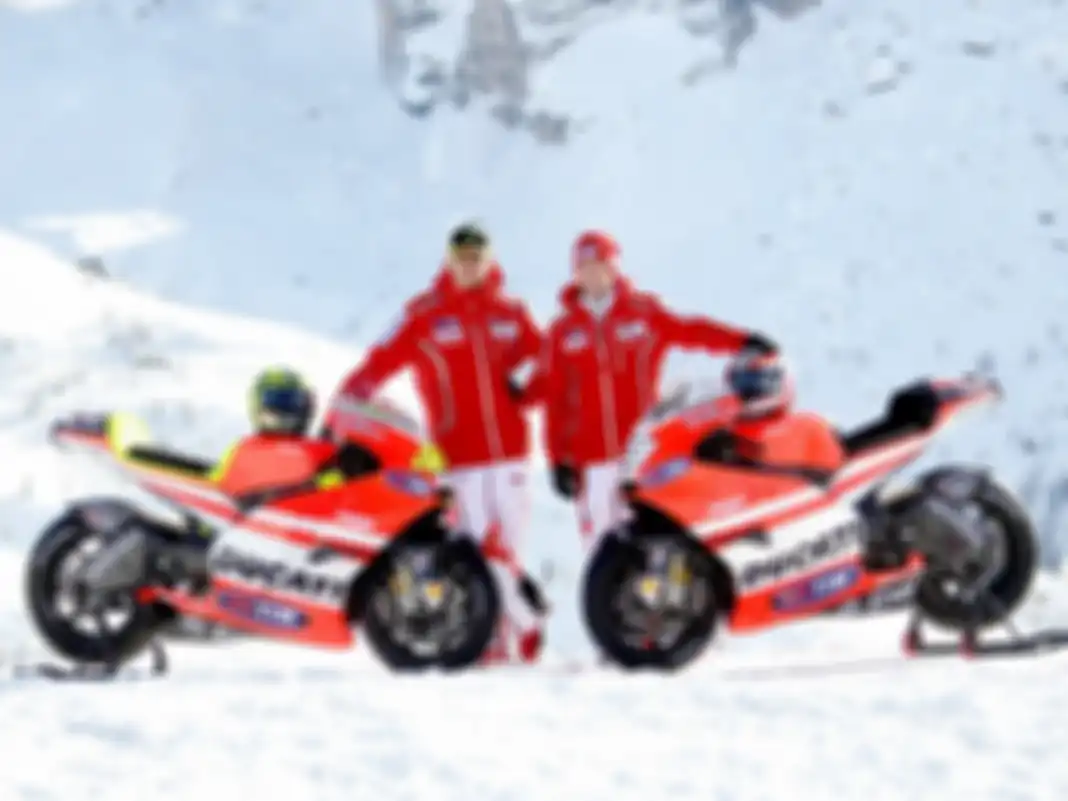 Duet juara dunia Valentino Rossi dan Nicky Hayden di Ducati