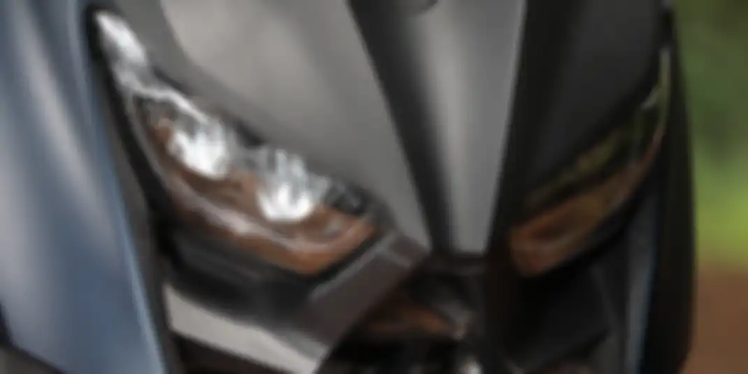 Lampu Depan Yamaha XMAX 250 2018