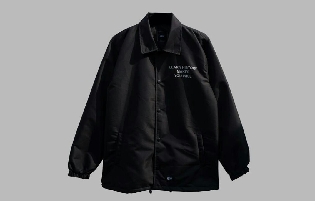 Coach Jaket Warna Hitam HSCO
