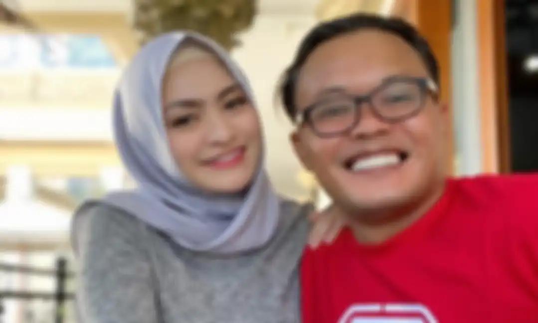 Nathalie Holscher membuat nangis ibunda Sule